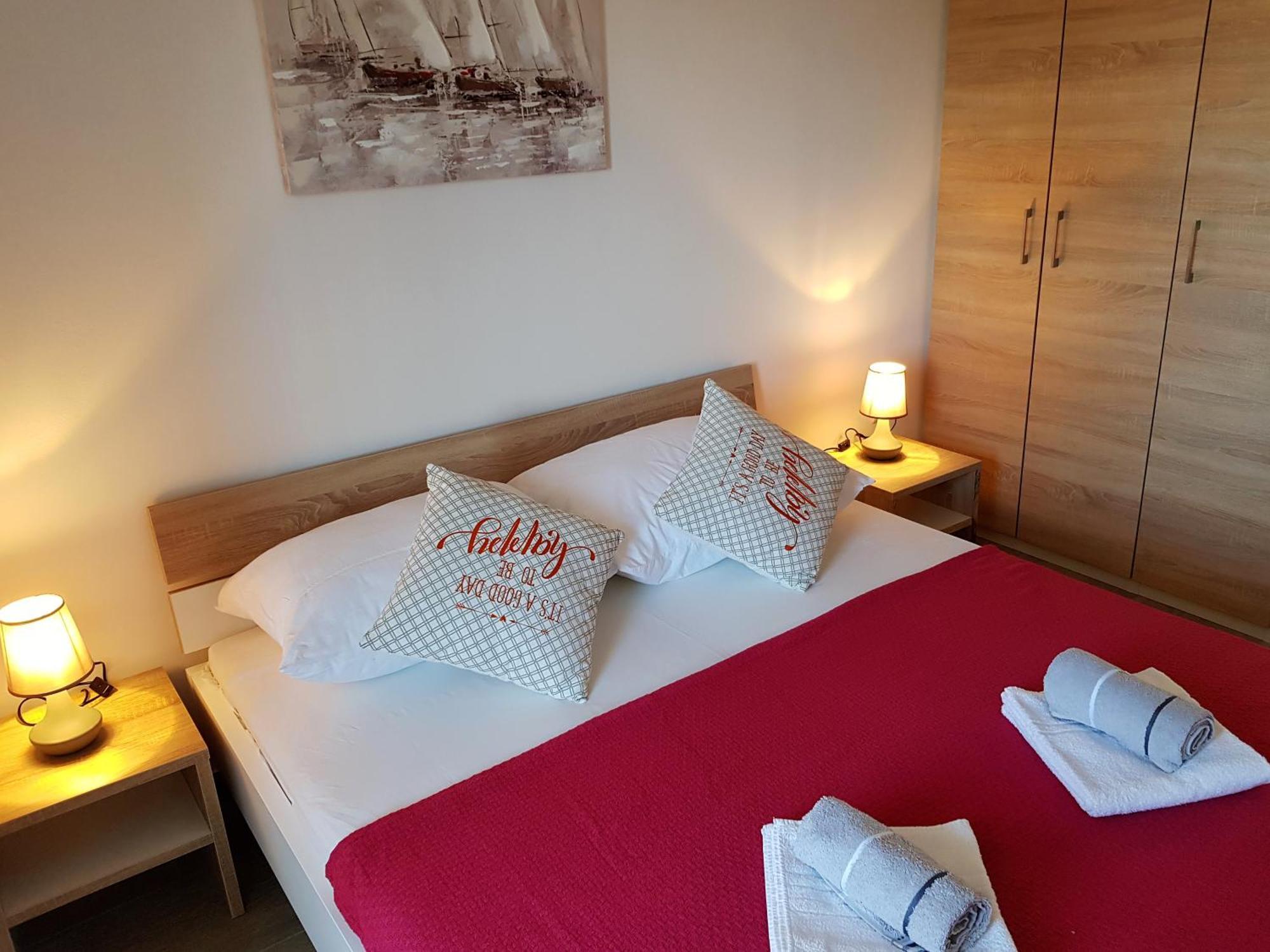 Summer Holiday Apartments Novalja Pokoj fotografie