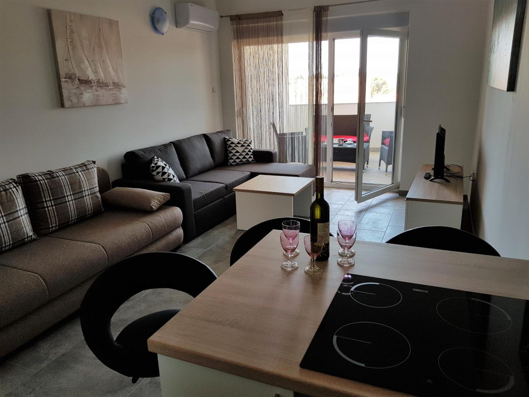 Summer Holiday Apartments Novalja Pokoj fotografie